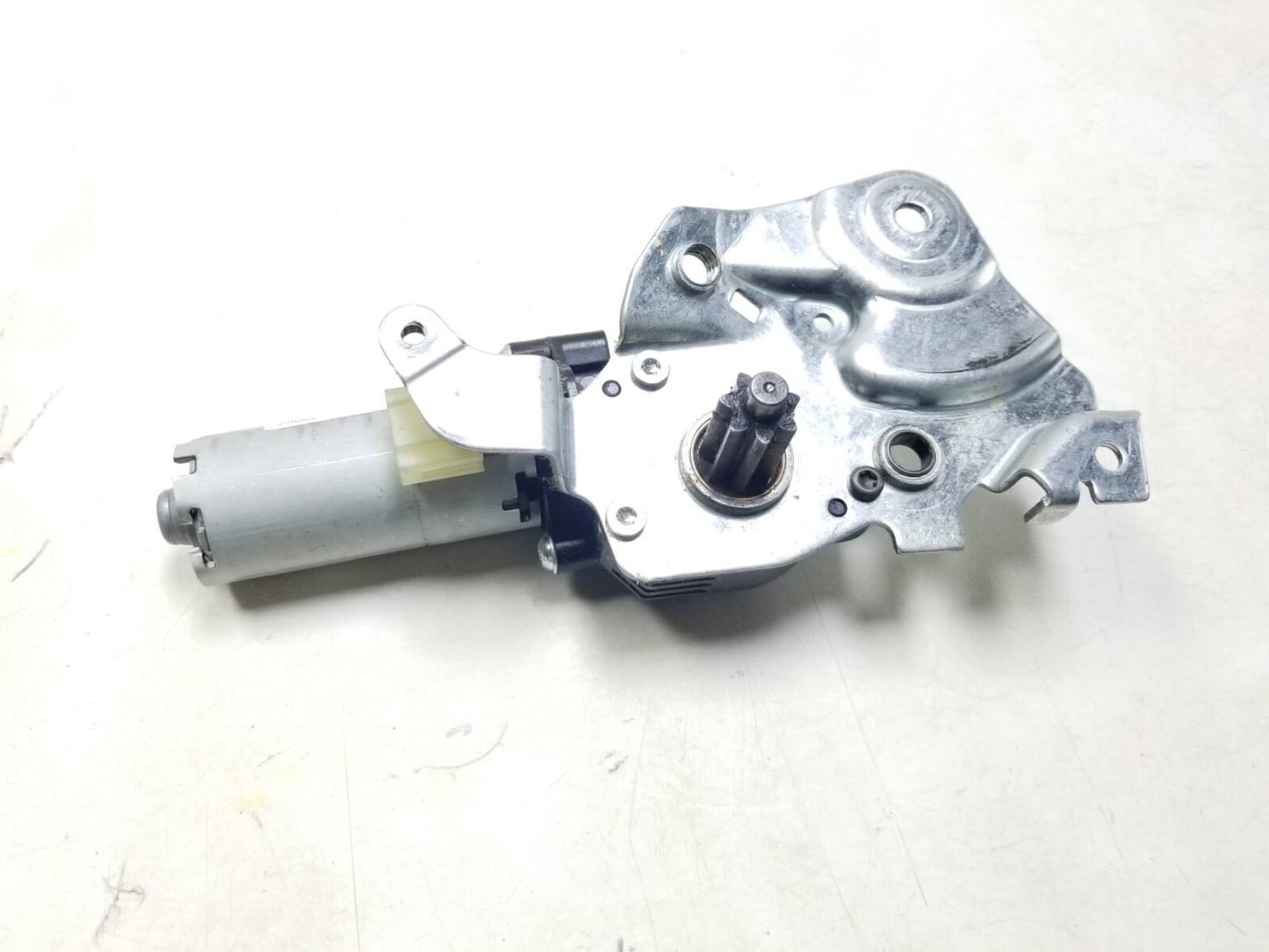 2018 BMW 330xi F30 Seat Adjustment Motor Front Passenger Side Right OEM