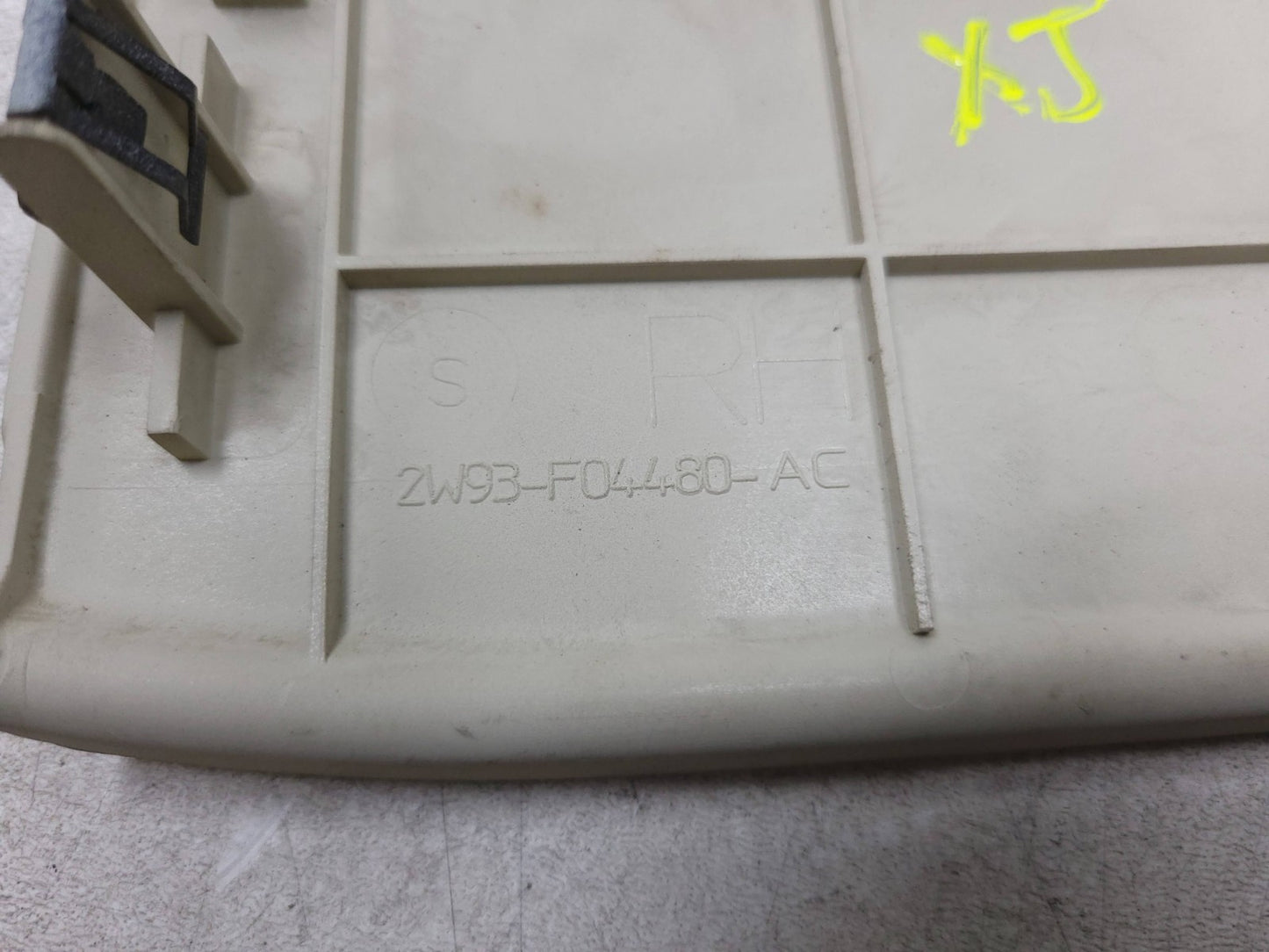 2004 - 2009 Jaguar XJ Dash End Cap Cover Left & Right OEM