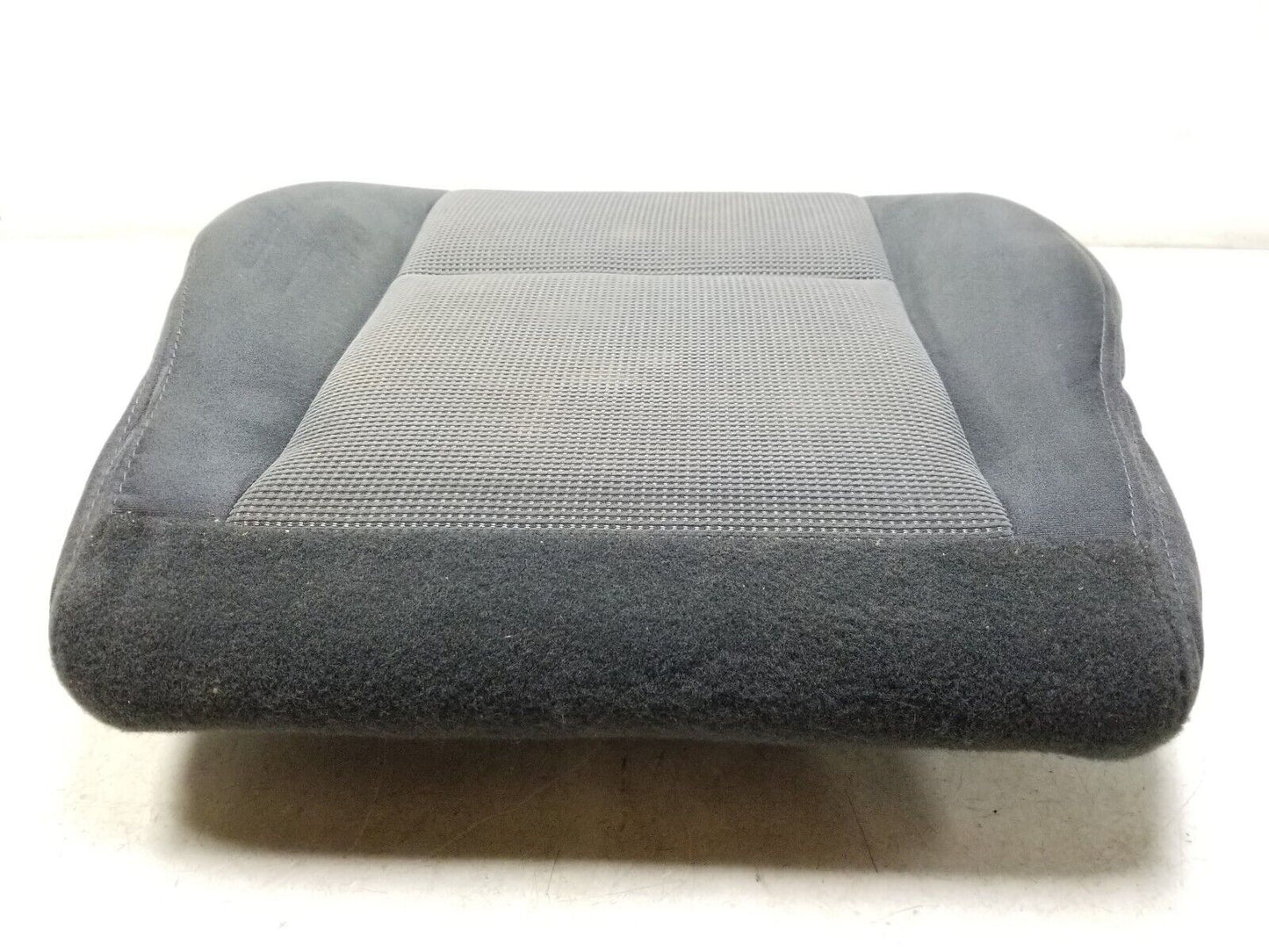 2007-2012 Dodge Caliber Front Seat Cushion Bottom Lower Passenger Right OEM