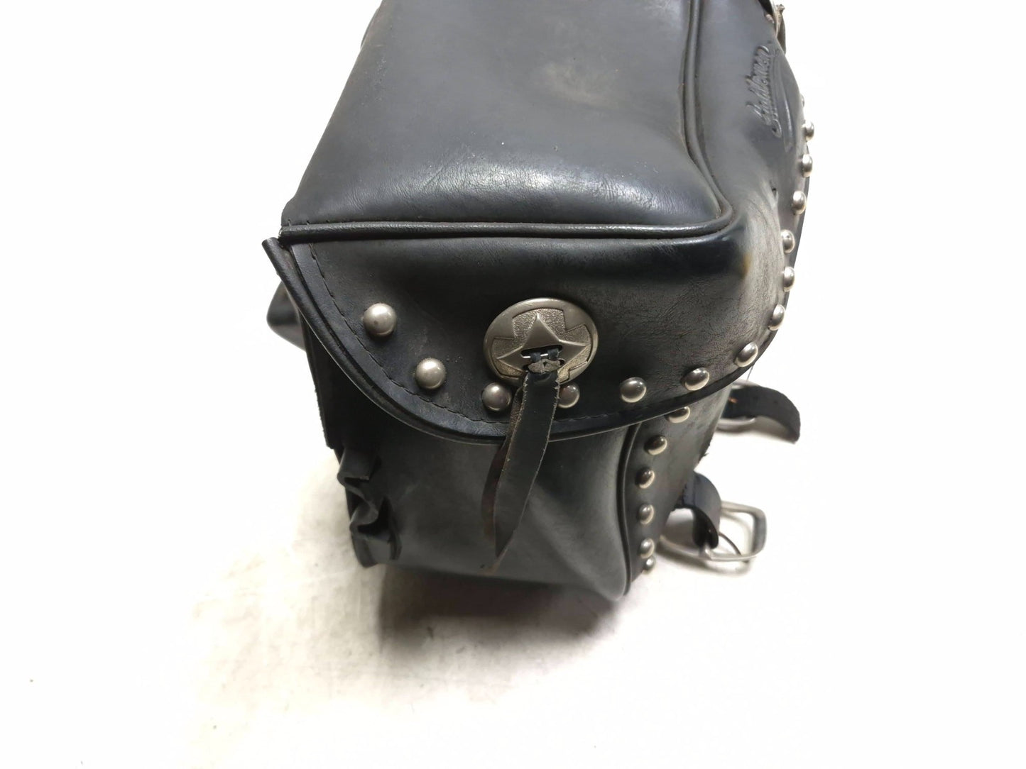 1997 Harley-davidson Sportster Xl883 Right Saddlebag Leather Saddlemen