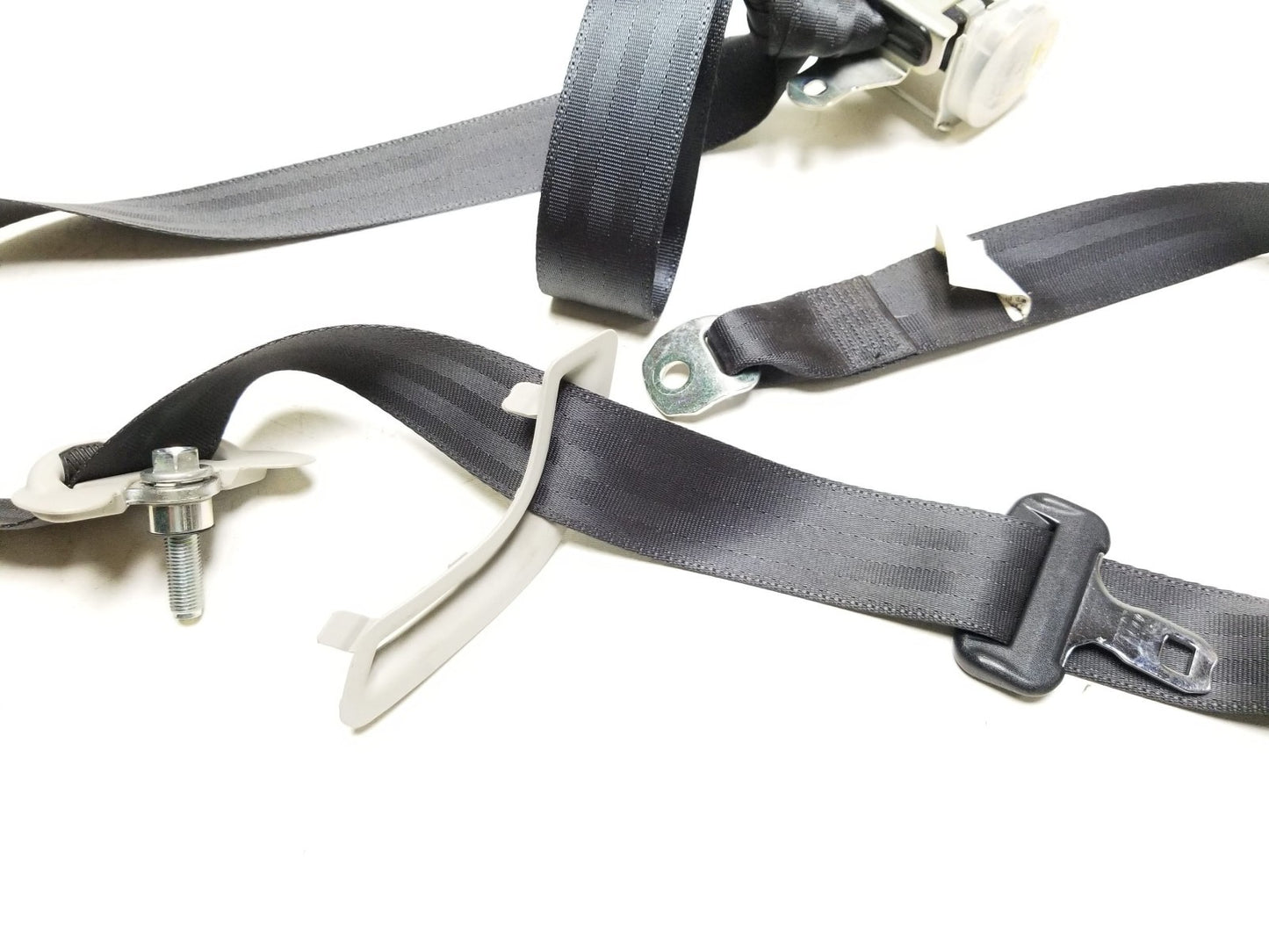 11-17 Lexus CT200h Front Driver Seat Belt Retractor Oem✅