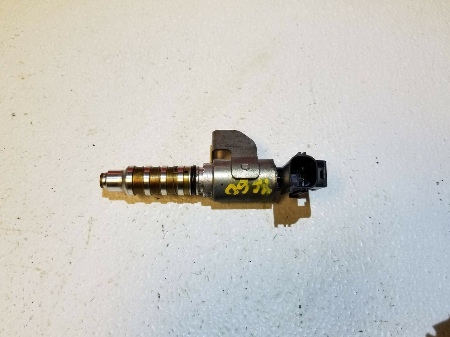 2010 Volvo XC60 Variable Valve Timing Solenoid OEM
