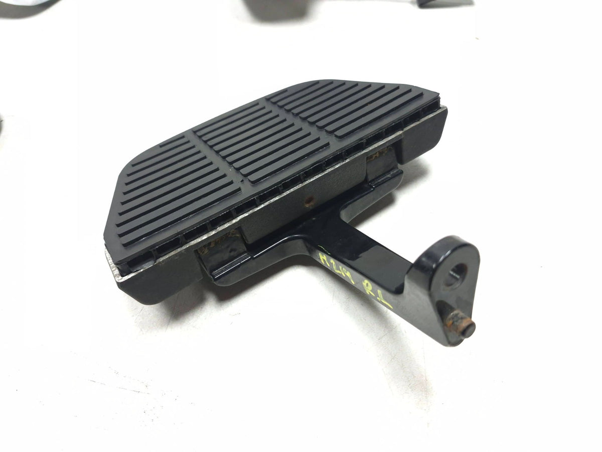 2004 Harley-davidson Touring Electra Glide Footboard Front & Rear 4 Pcs OEM