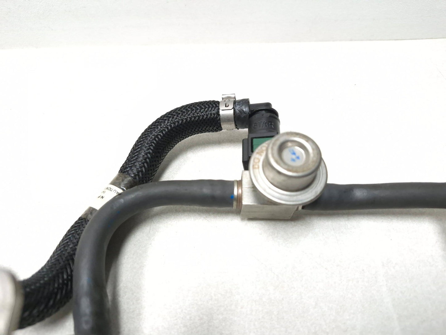 2017 Indian Scout Fuel Injector Rail Assy OEM