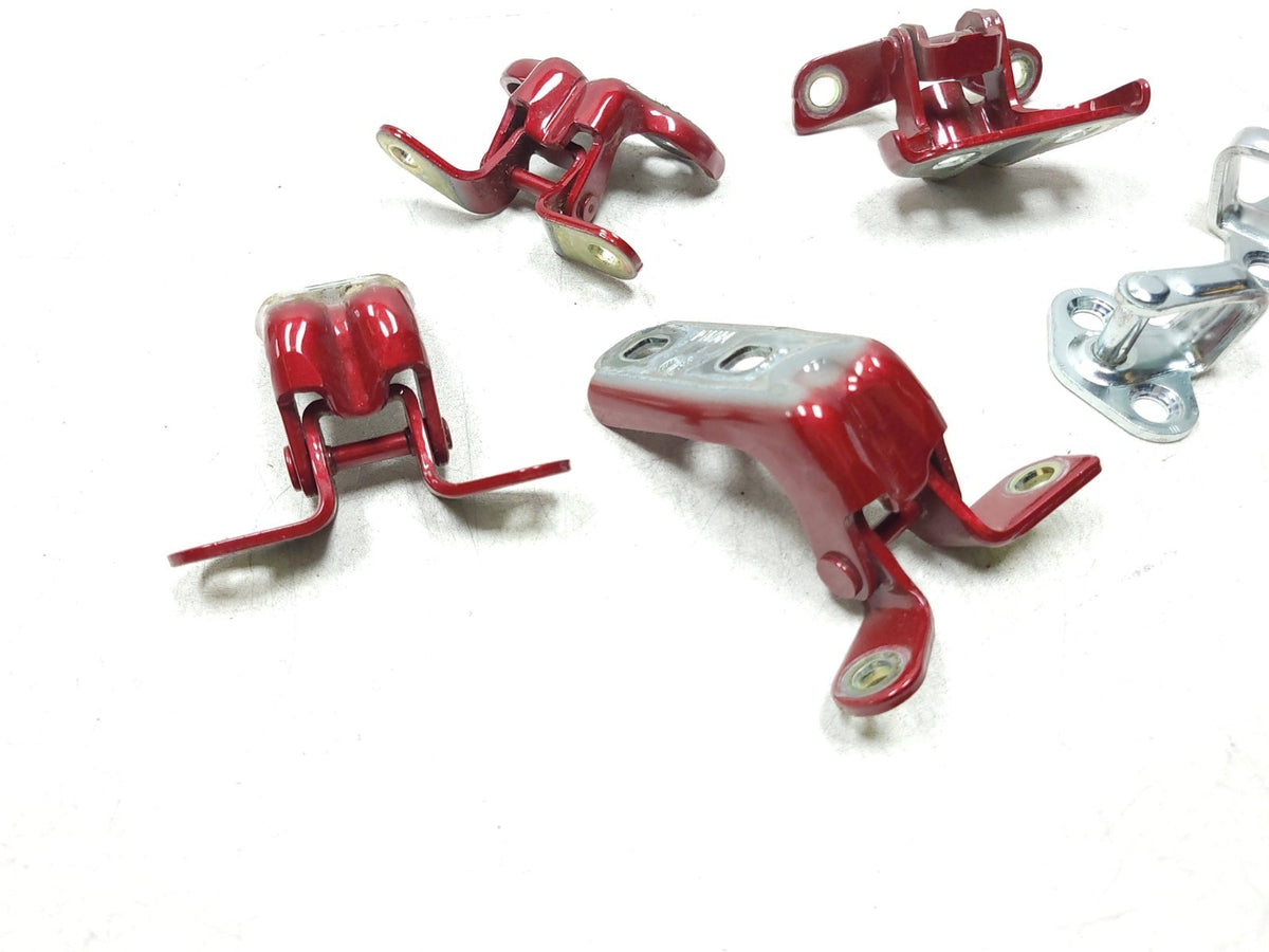 13 - 21 Buick Encore Door Hinge Passenger Side Right Front & Rear OEM