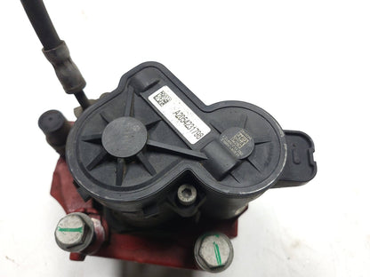 2015 Mercedes C300 AWD Brake Caliper Rear & Front Set OEM