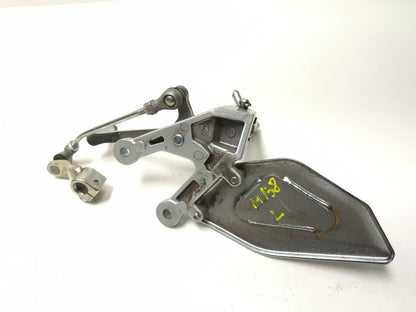 2025 Yamaha R3 Yfz320 Footrest W/ Gear Shift Lever Front Left OEM