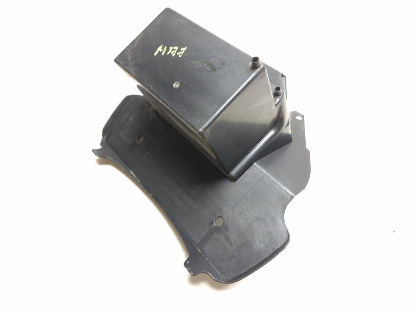 2004 Suzuki Intruder Volusia Vl800 Battery Tray Holder OEM