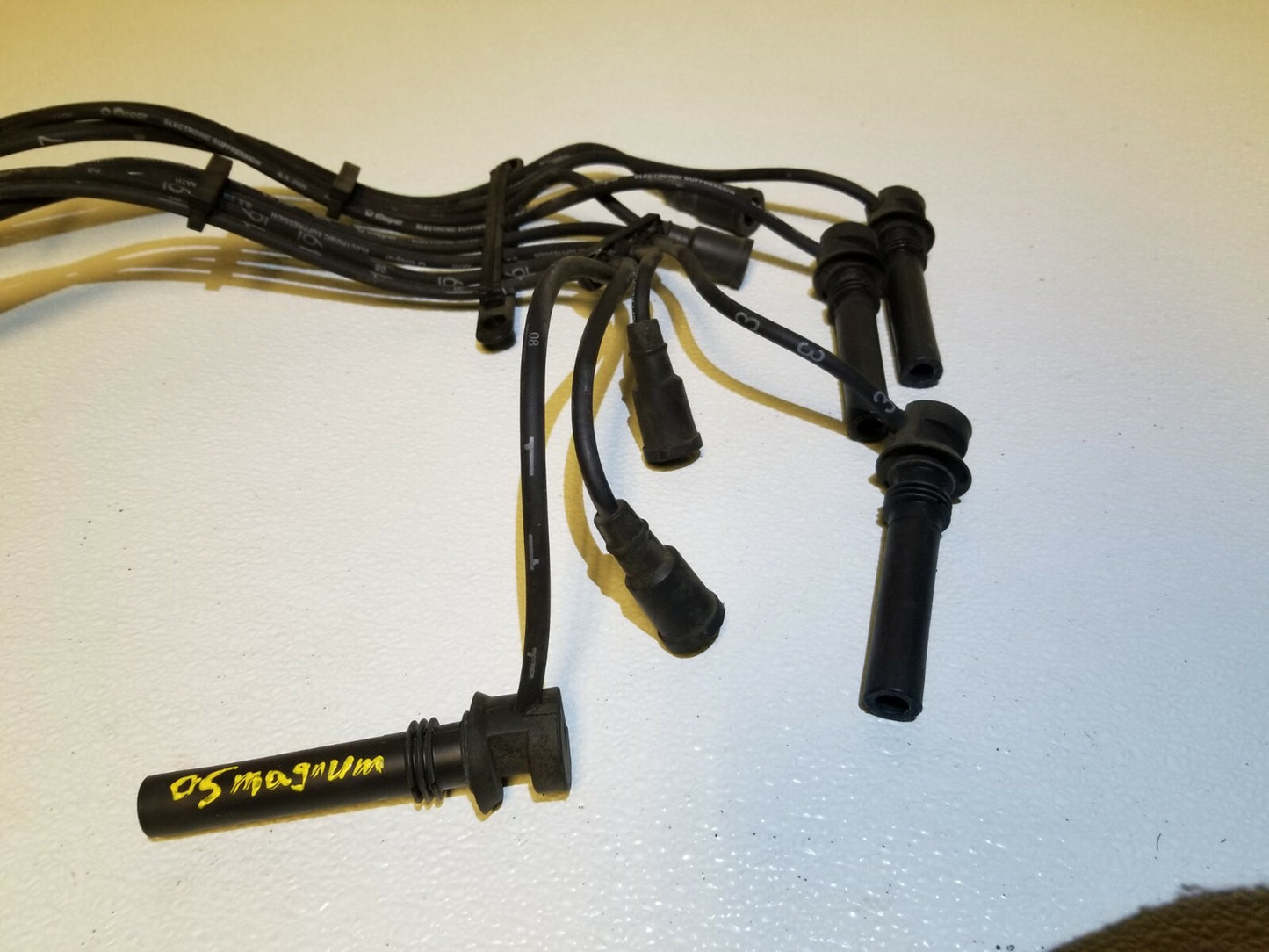 2005 Dodge Magnum Ignition Spark Plug Wiring Cable 8 Pcs OEM