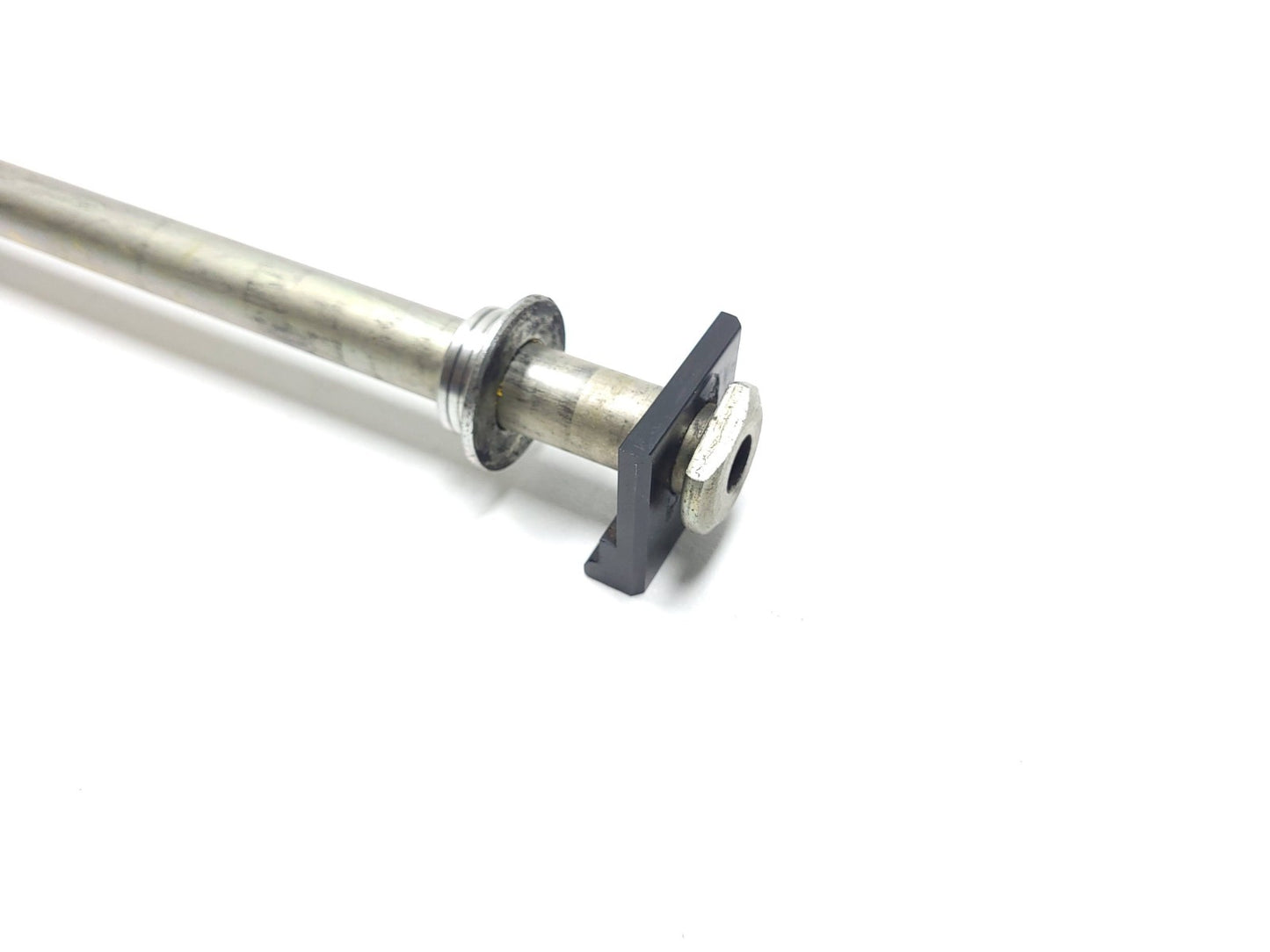 2007 Yamaha Xvs 1300 V-star Axle Wheel OEM