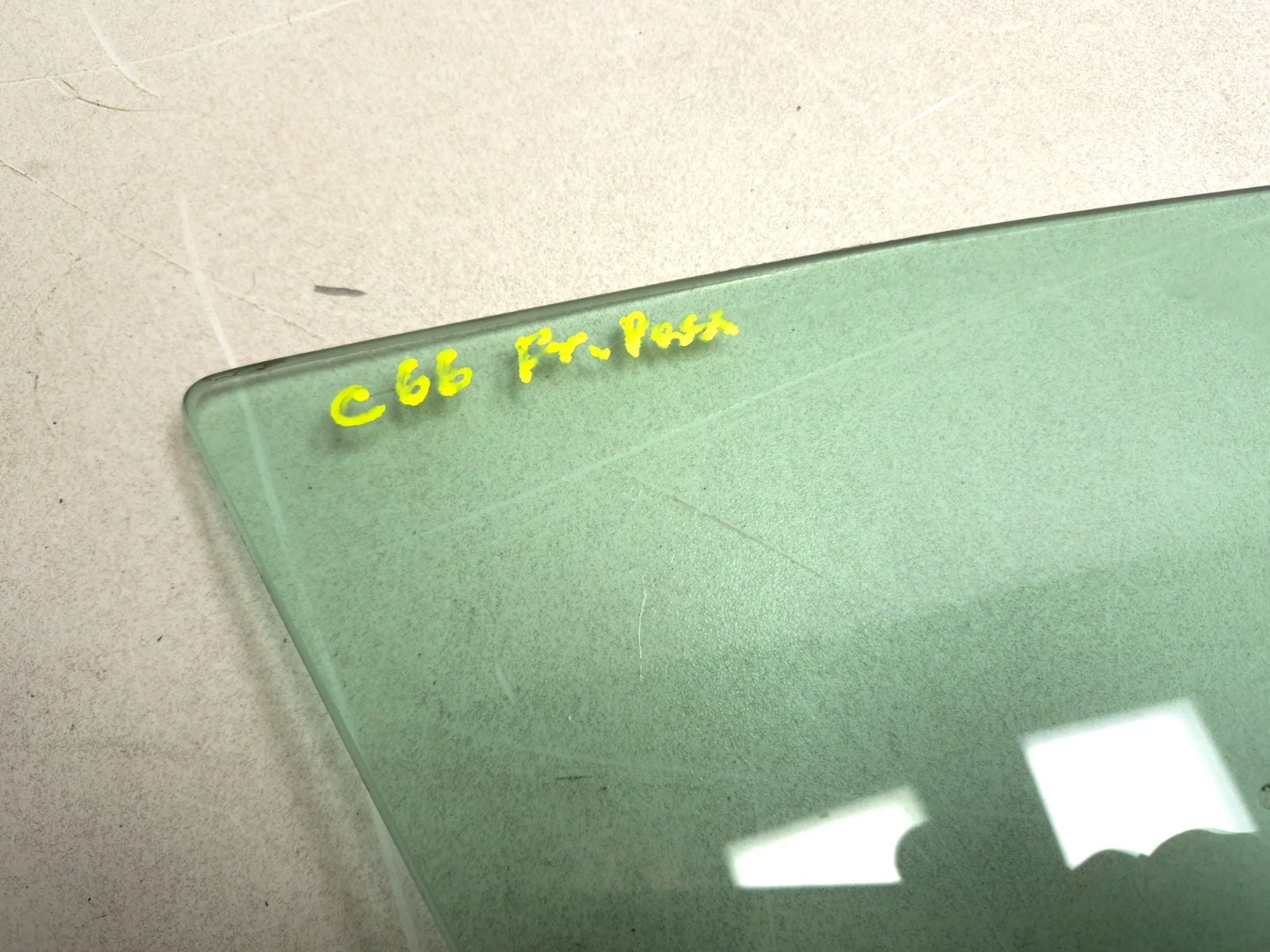 2012 Hyundai Sonata Front Passenger Door Window Glass OEM