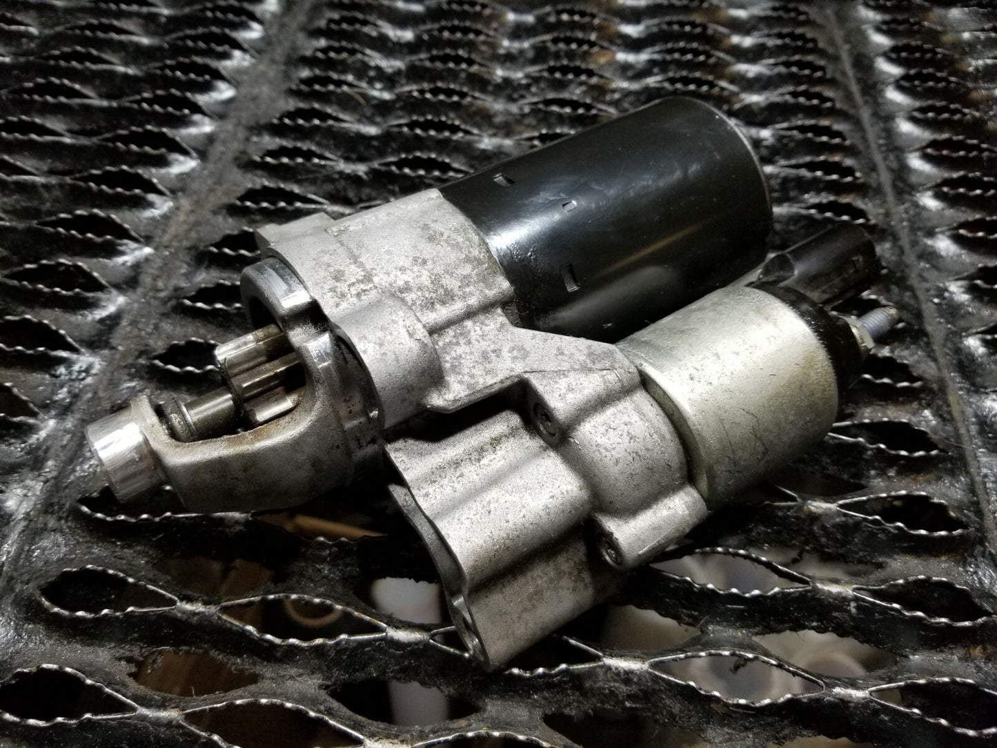 13 14 15 Audi A4 2.0l Starter Motor OEM