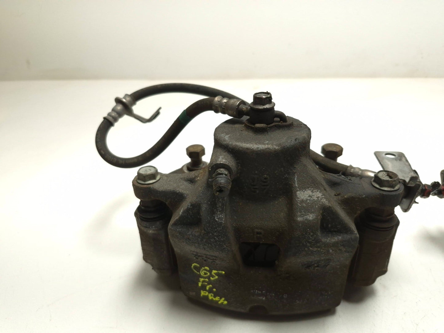 2019 Hyundai Kona Front Brake Caliper Left & Right Pair OEM