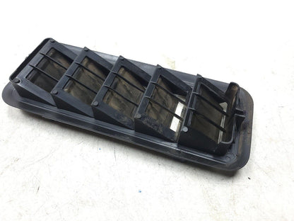 14-19 Chevrolet Silverado 1500 Rear Quarter Panel Pressure Air Vent Lh & Rh OEM