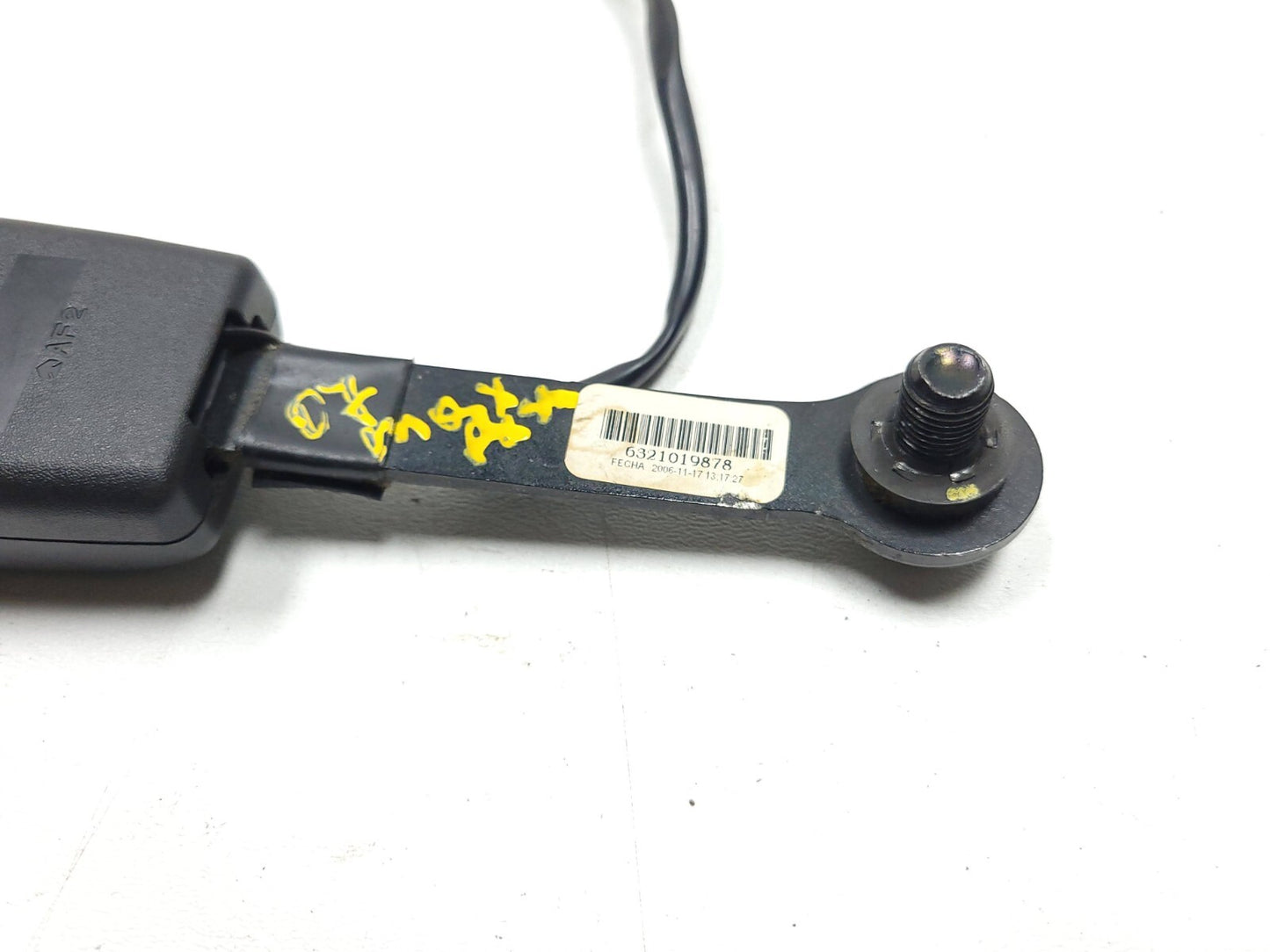 2004 - 2008 Nissan Maxima Front Seat Belt Buckle Latch Passenger Right OEM