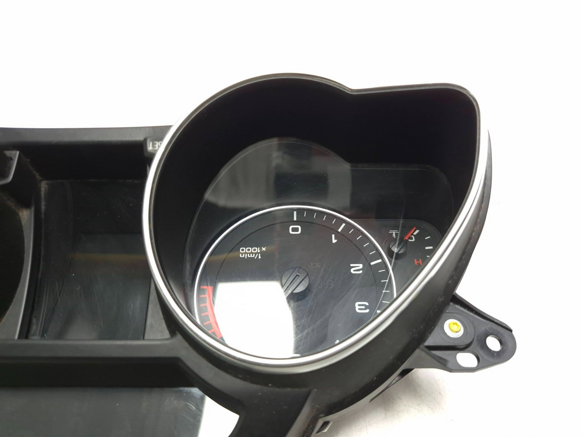 2010 Audi A5 Instrument Cluster 8t0920981j OEM
