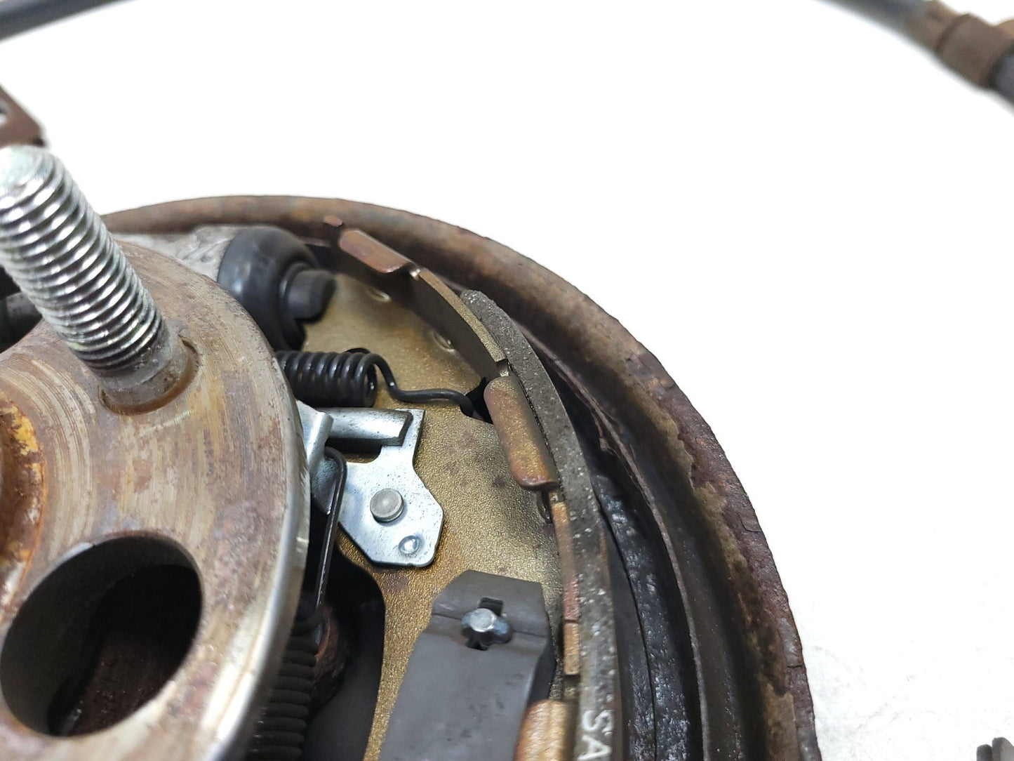 12-17 Hyundai Accent Sedan Rear Passenger Right Side Spindle Knuckle OEM