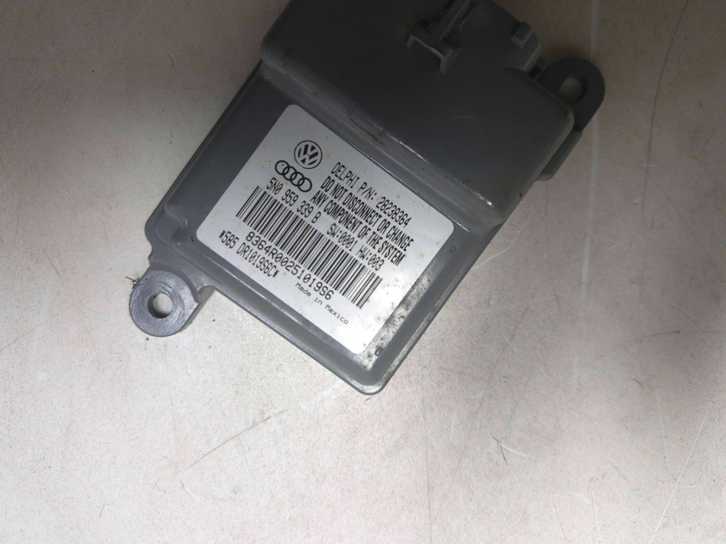 2011 Volkswagen Tiguan Seat Occupant Detection Sensor Control Module  OEM