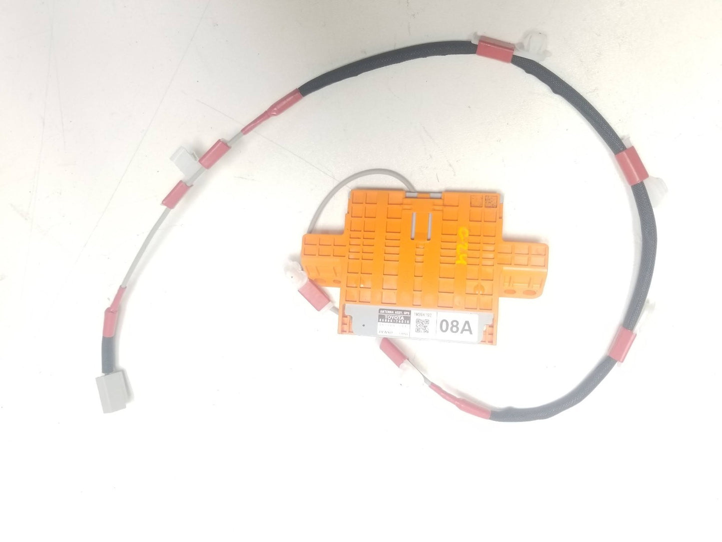 11-17 Lexus CT200h Navigation Gps Antenna 86860-76010 OEM