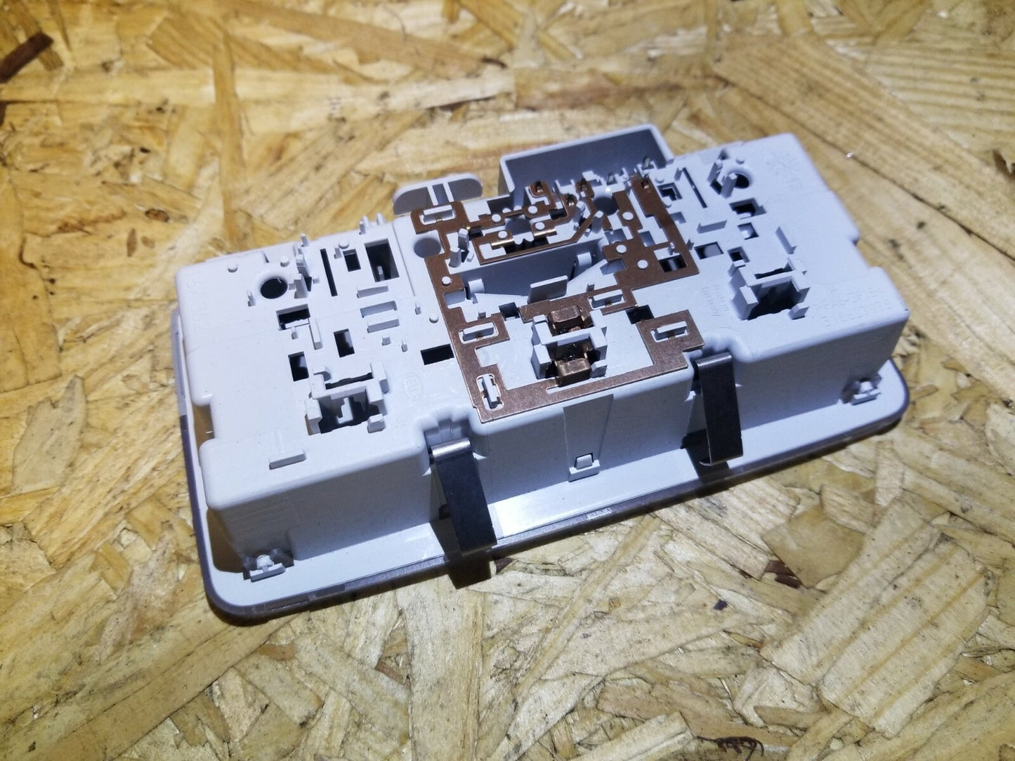 15 16 17 Chevrolet Equinox Roof Overhead Rear Dome Light Lamp OEM 24k