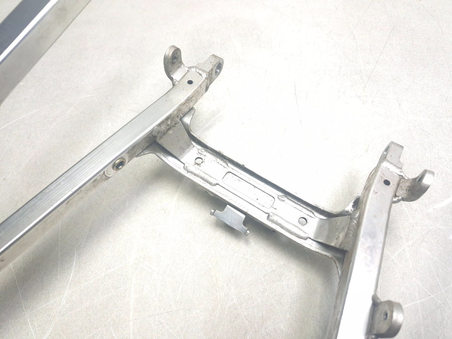 2002 Yamaha Yzf-r6 Rear Sub Frame OEM