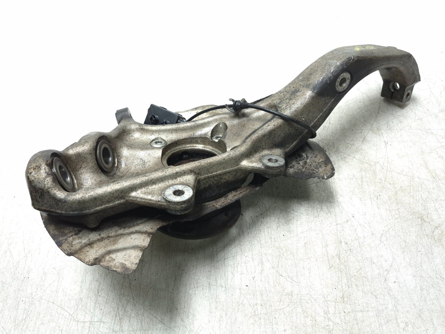 2008 BMW X6 E71 Front Spindle Knuckle Wheel Hub Passenger Side Right OEM