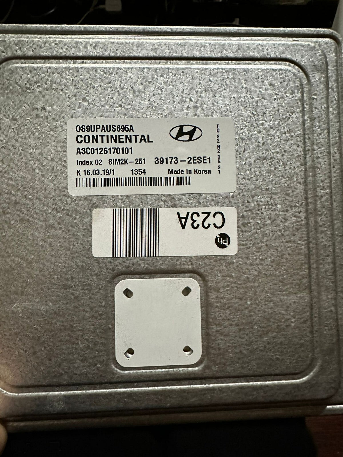 18-21 Hyundai Kona Ecu Ecm Engine Control Module 39173-2ese1 2.0l OEM