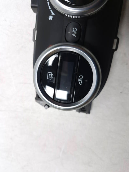 2014 Fiat 500l AC Heater Control Panel OEM