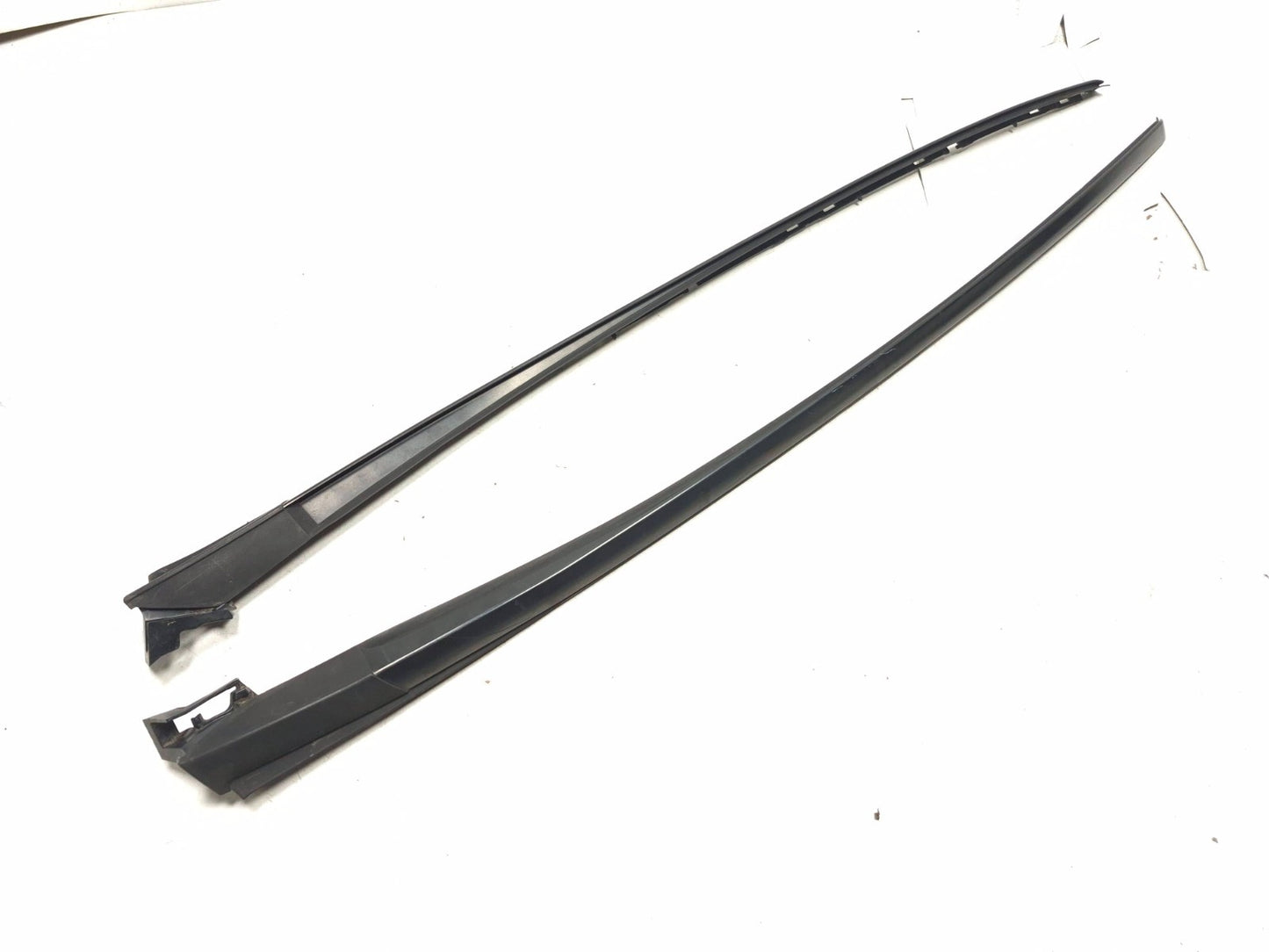 2010 Lexus Hs250h Front Windshield Molding Left & Right OEM