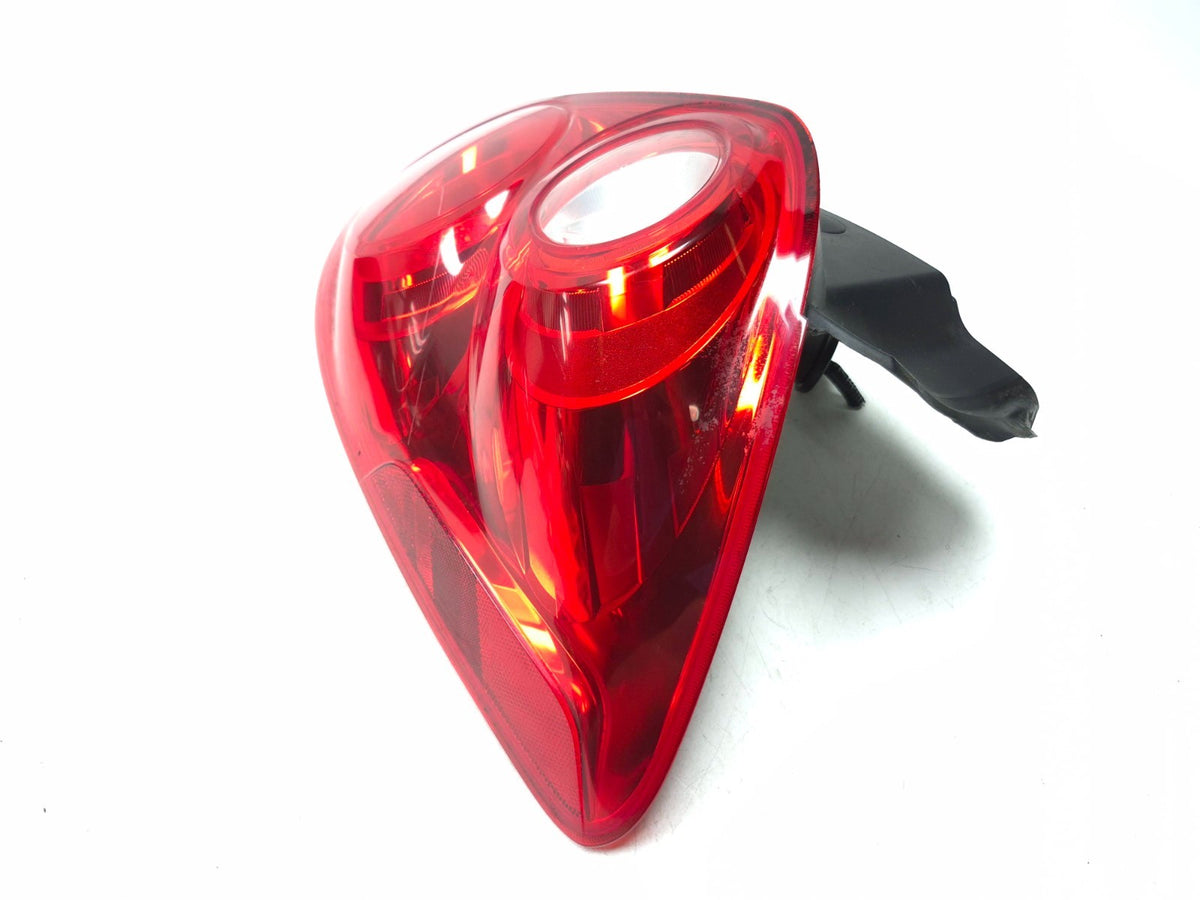 2010 Chevrolet Equinox Tail Light Lamp Left & Right OEM