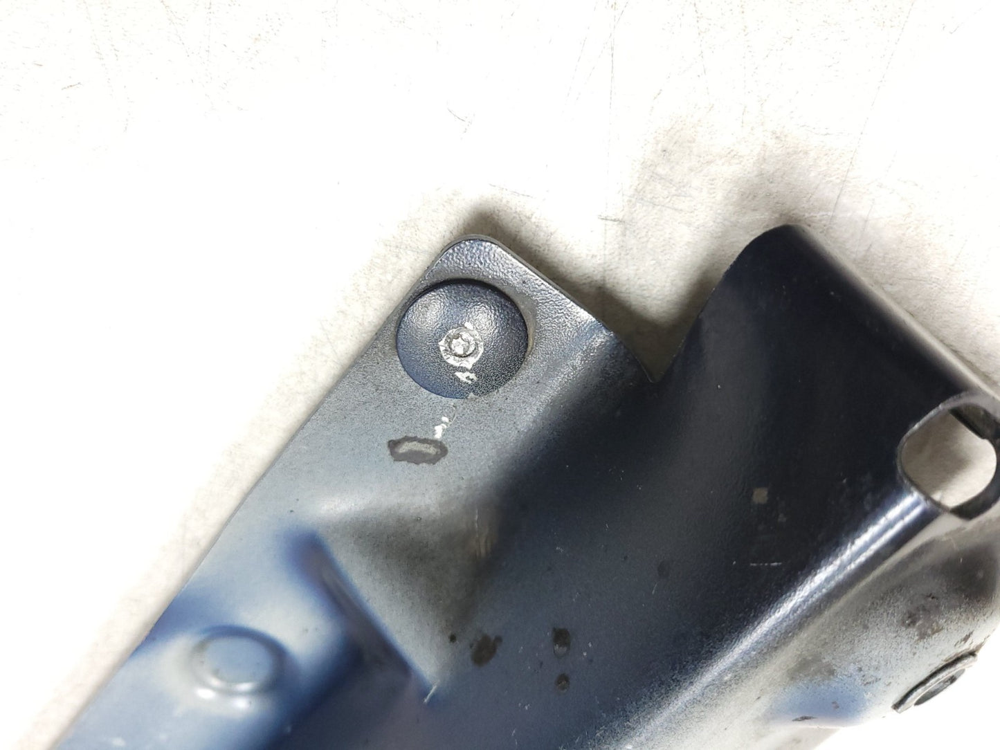 2010 - 2015 Jaguar XJ Fender Support  Bracket Left & Right OEM