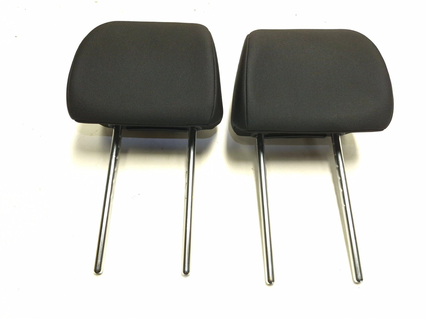 2019 Hyundai Kona Front Seat Headrest Left & Right Pair OEM
