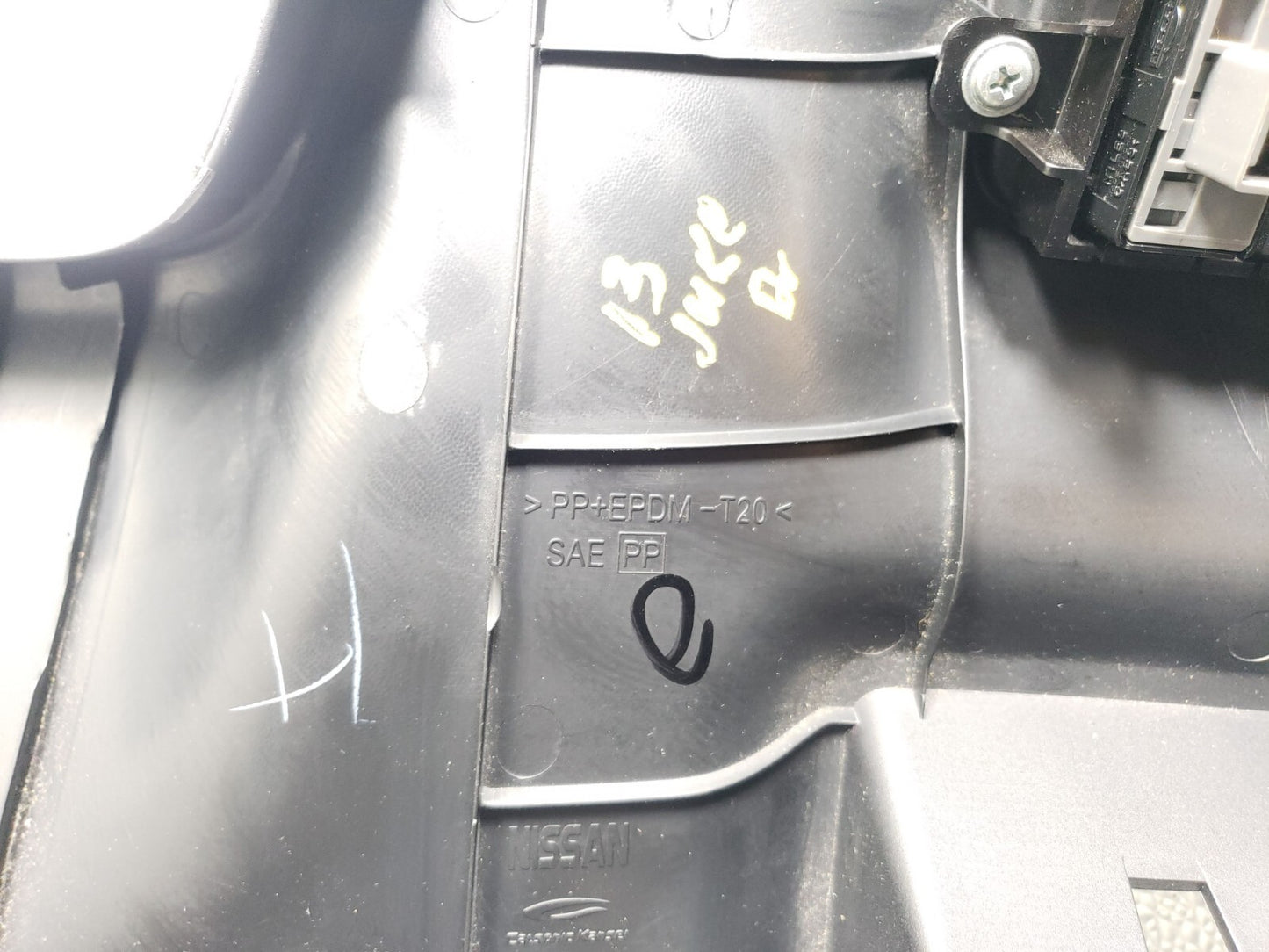 2013 Nissan Juke Driver Side Dashboard Knee Bolster Trim Panel OEM