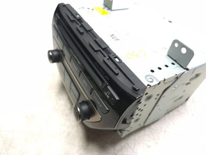 2013 Hyundai Genesis Am Fm Cd Player Radio OEM
