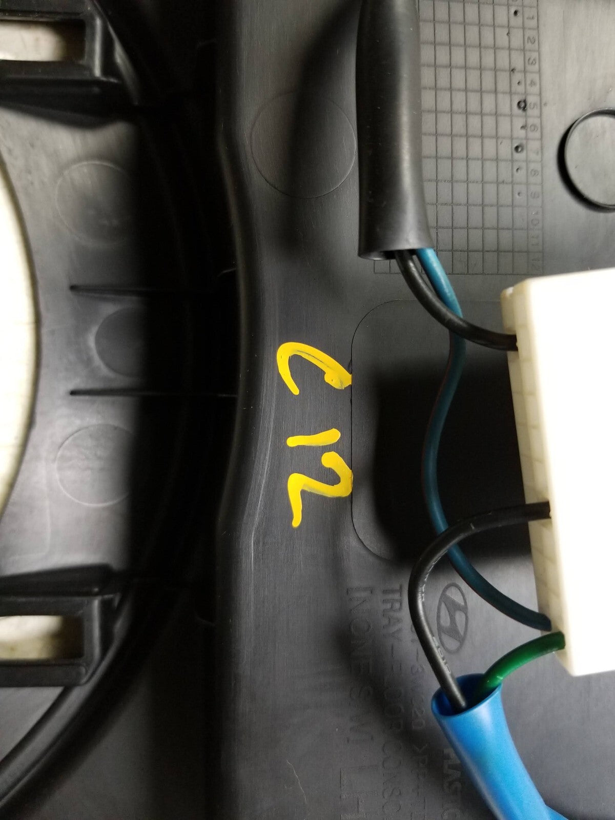 2011 - 2013 Kia Sportage Usb/ipod/aux Audio Input Port Adapter 12v Outlet OEM