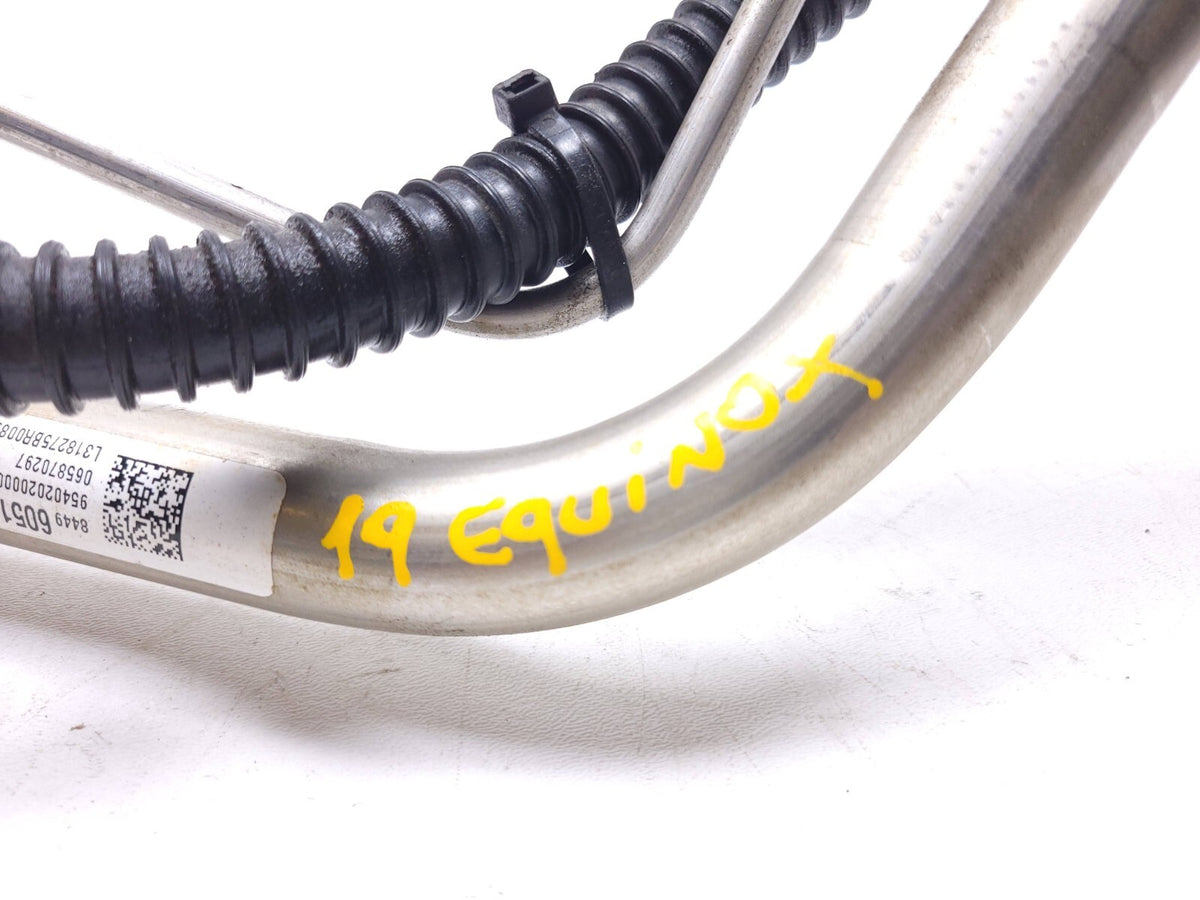 18 19 20 21 Chevrolet Equinox Fuel Tank Filler Neck Hose Pipe OEM
