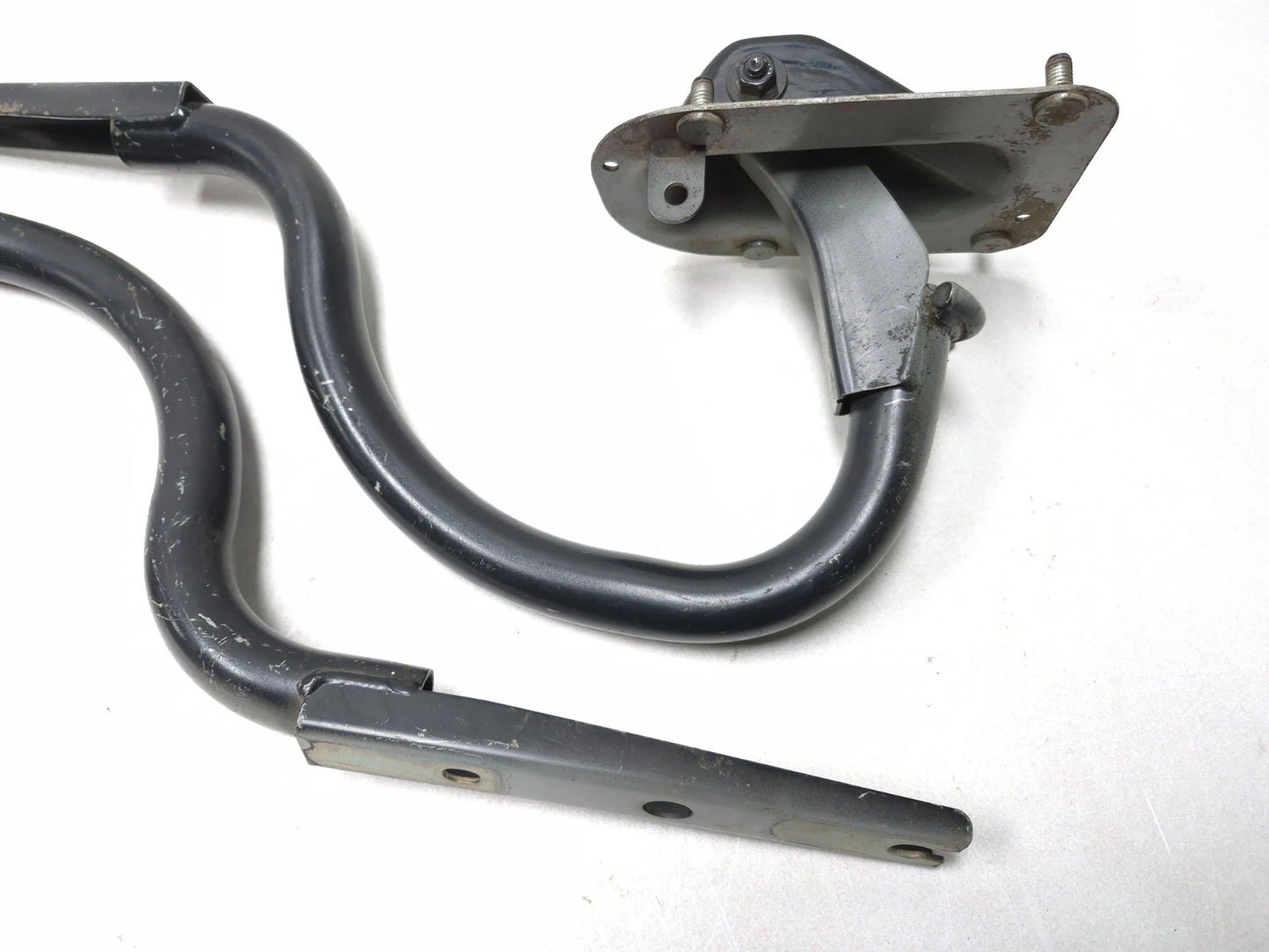 2007 BMW 530i E60 Trunk Lid Hinge Left & Right OEM