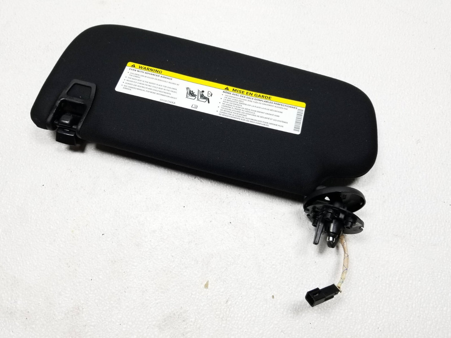2018 Dodge Durango Sun Visor Right Passenger Side OEM