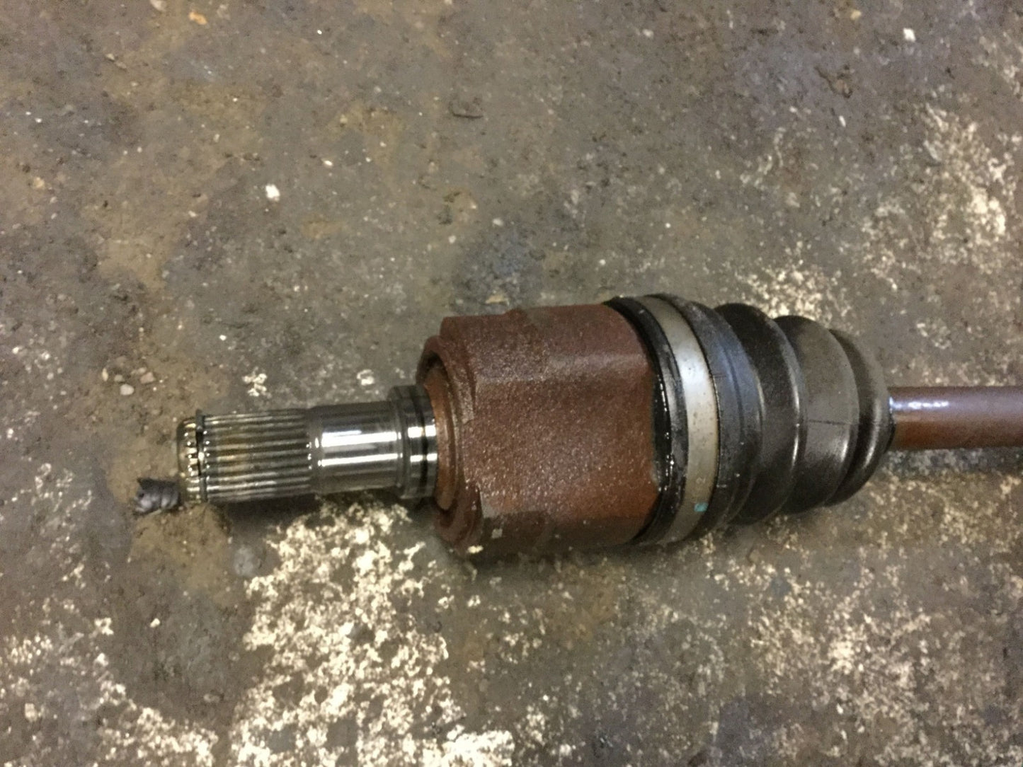 2008 Kia Rio Axle Shaft Front Passenger Side Right OEM