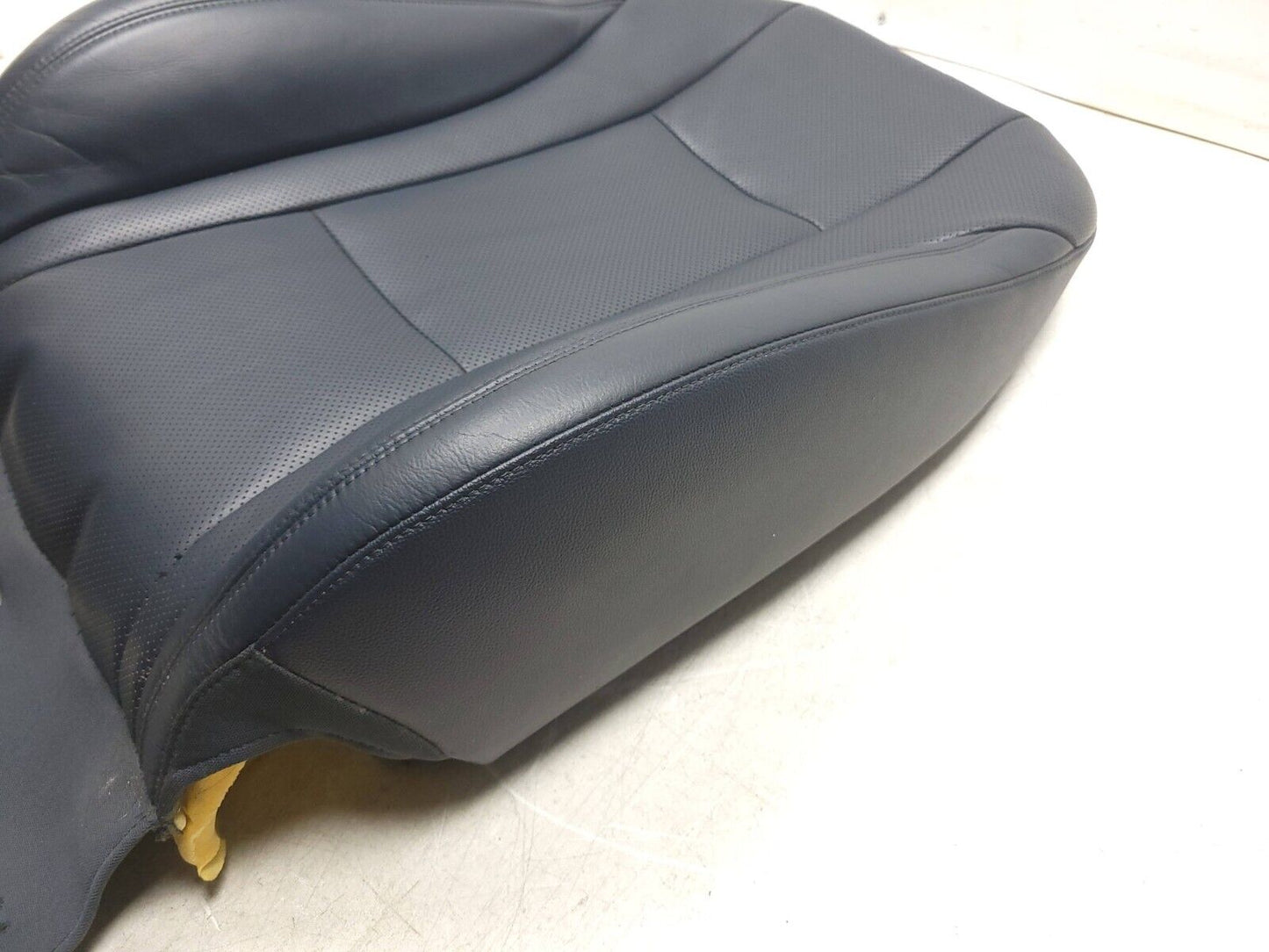 2014-2017 Hyundai Elantra Gt Front Passenger Right Seat Back Backrest Upper OEM