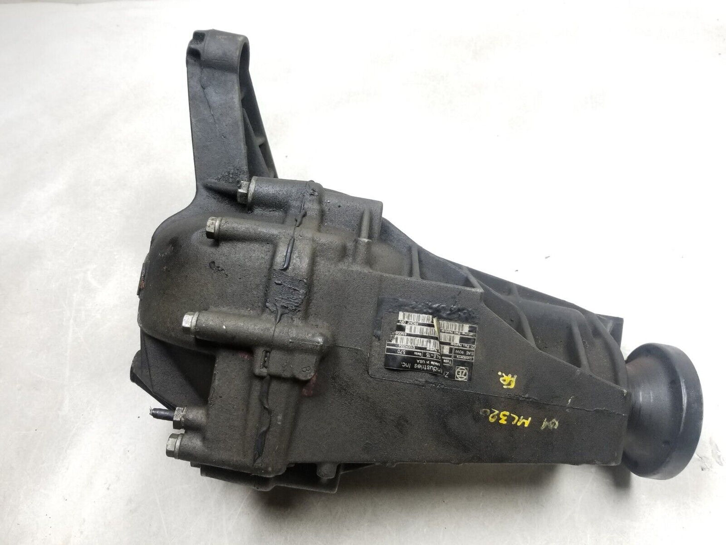 1998 - 2005 Mercedes Ml320 Front Differential Carrier OEM