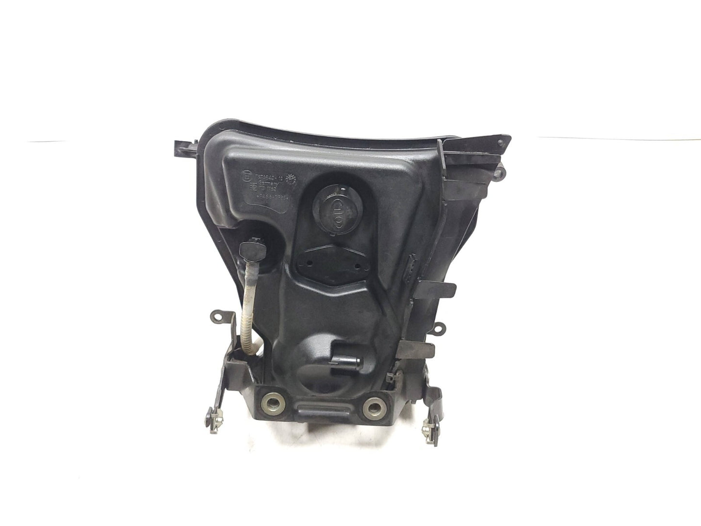 05-08 BMW K1200r K1200 Oil Tank  7674843-10 OEM