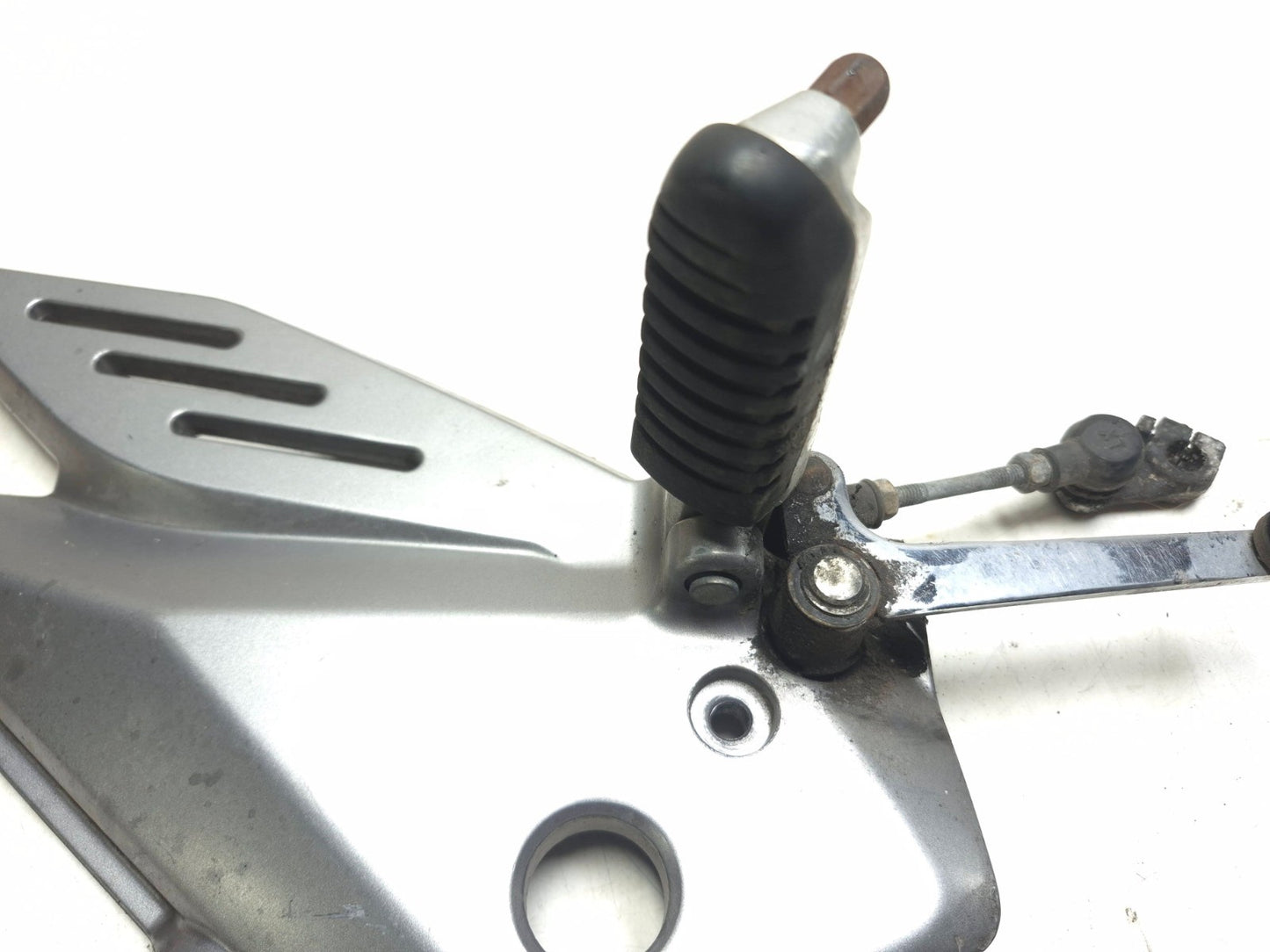2015 Suzuki Gw250 Inazuma 250 Front Left Footrest W/ Gear Shift Lever Assy OEM