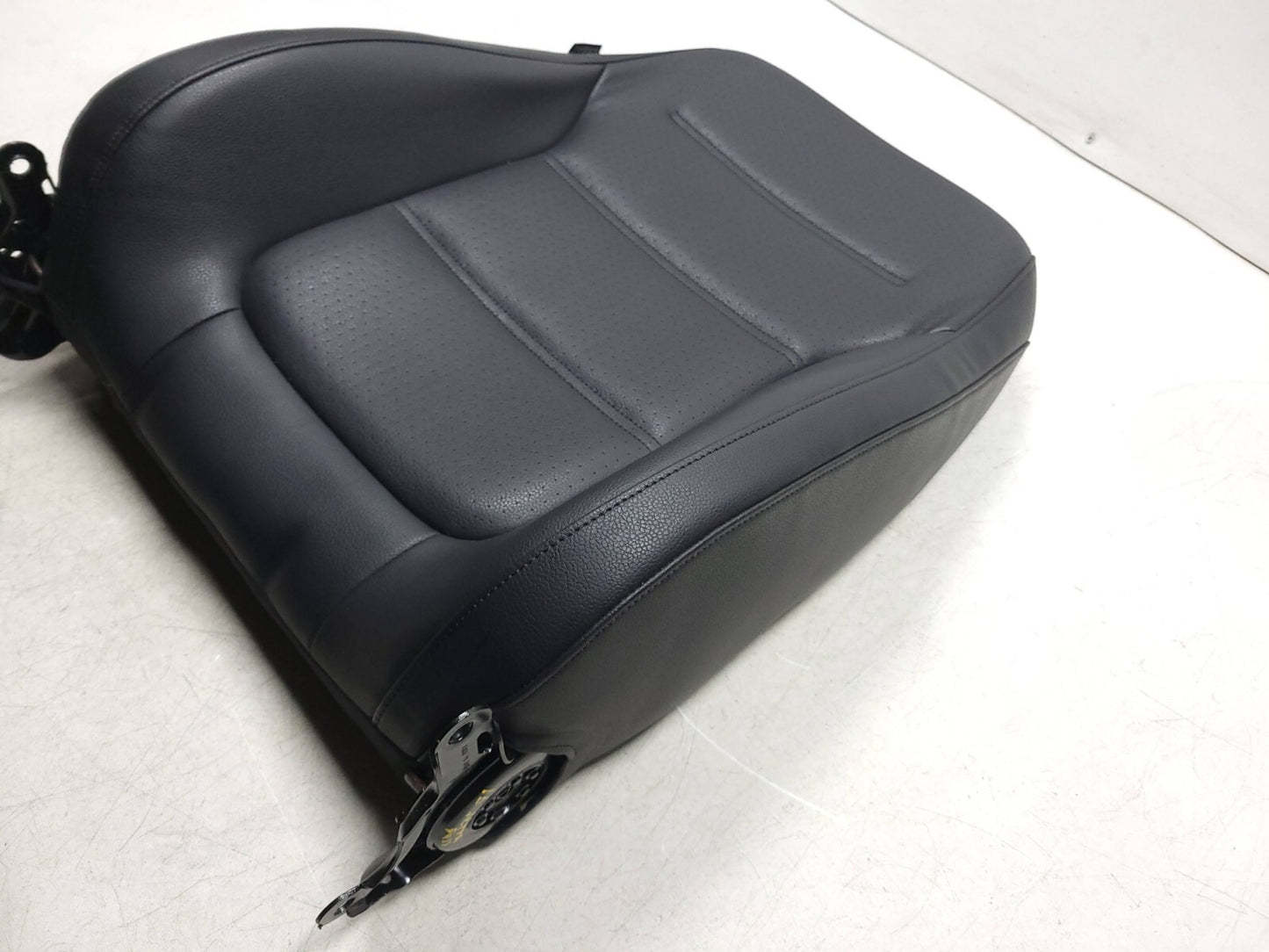 2016 Volkswagen Jetta Front Passenger Seat Backrest Upper Cushion OEM