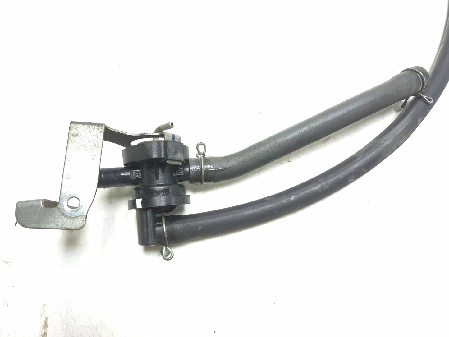 2009 Honda Shadow Vt750 Spirit  Air Injection Control Valve OEM