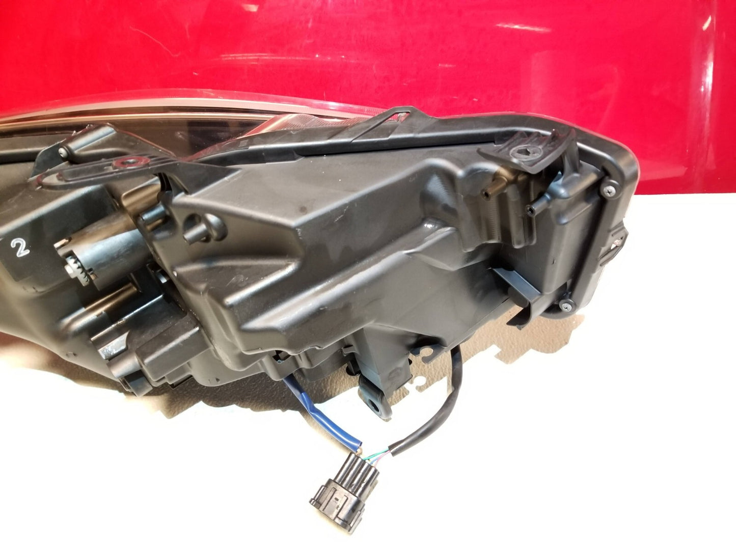 2016 2017 2018 2019 Infiniti Q50 Headlight Left Driver Side *** Broken Tab ***