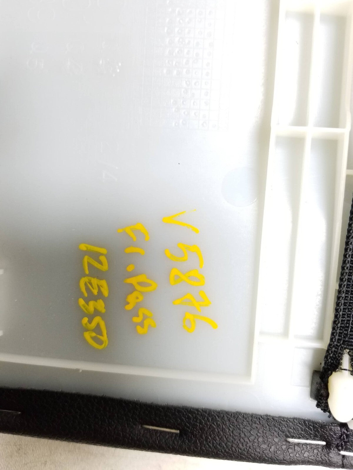 10-16 Mercedes W212 E350 C300 Front Seat Back Cover Panel Passenger Right OEM