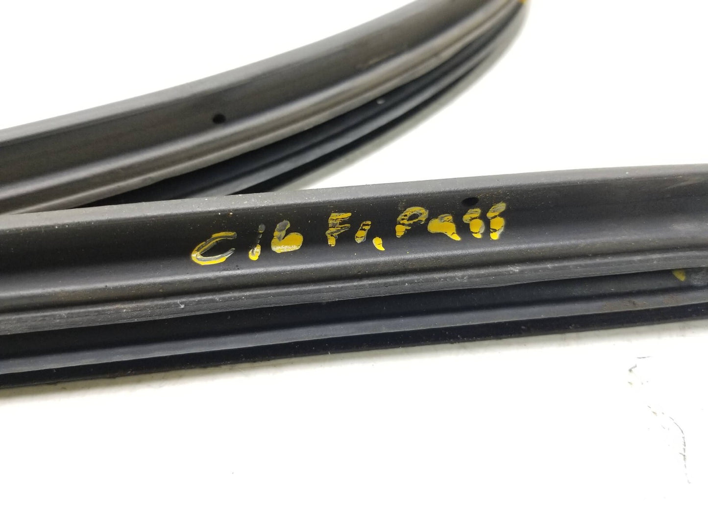 2012 Ford Transit Connect Front Passenger Door Window Weatherstrip Seal 3pcs OEM