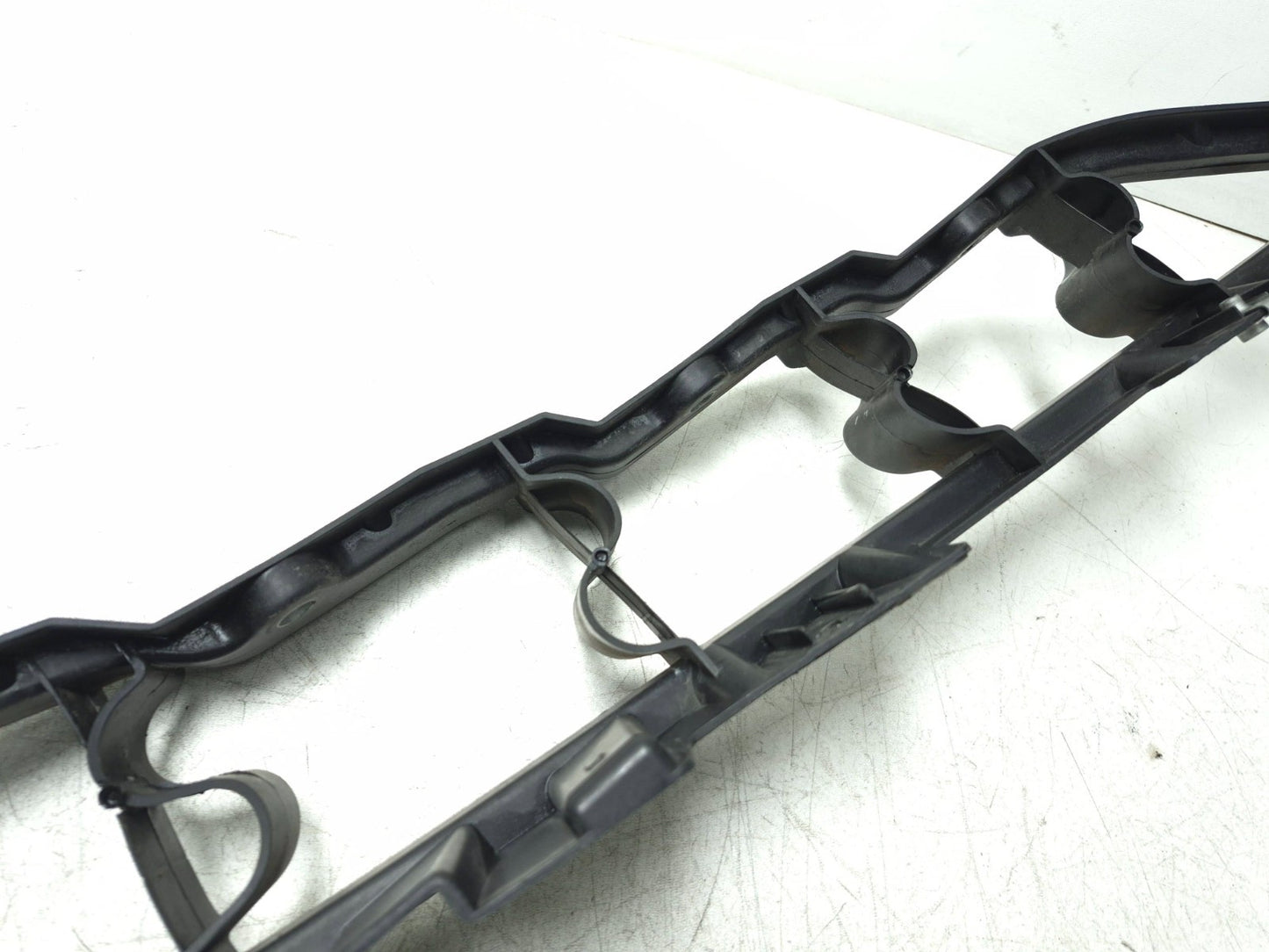 2008 BMW X6 E71 Front Fender Support Mount Bracket Left & Right OEM