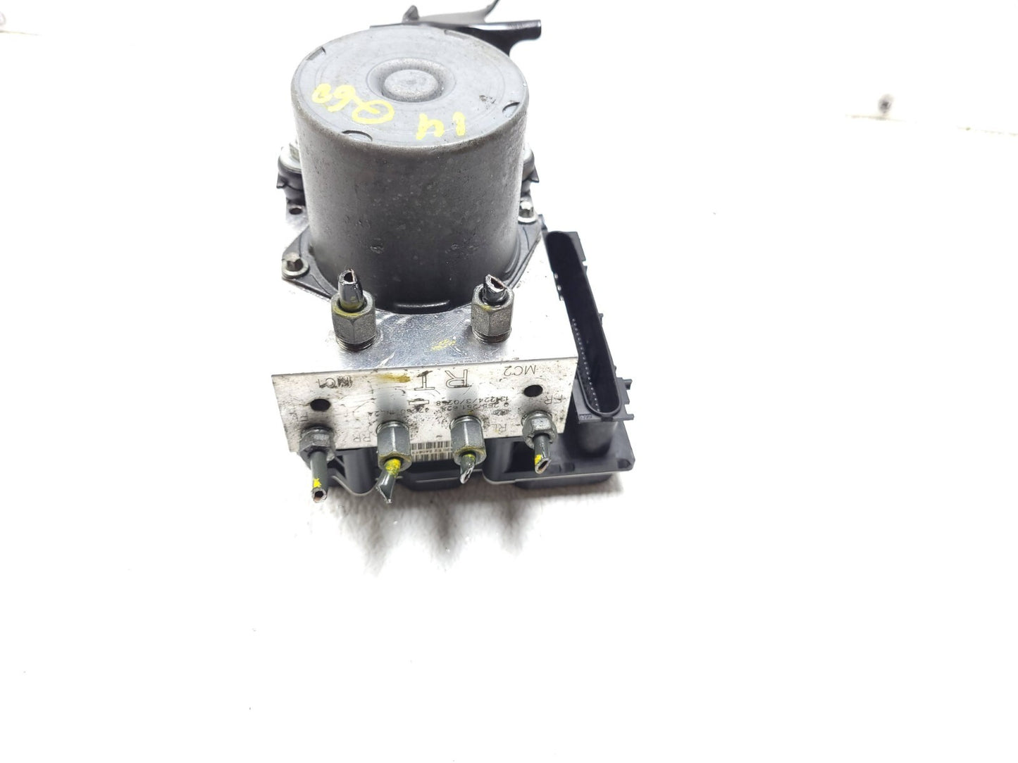 2015 Infiniti Q60 ABS Anti Lock Brake Pump OEM